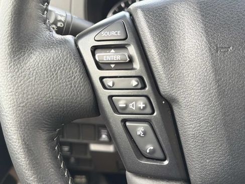 Used 2025 Nissan Frontier SV w/ SV Convenience Package RWD image 29