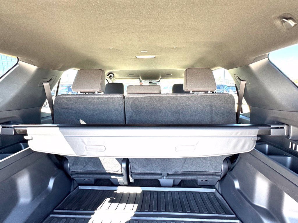 Used 2025 Toyota 4Runner SR5 AWD/4WD image 23