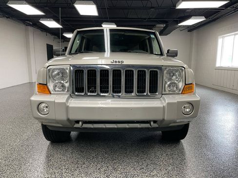 Used 2007 Jeep Commander Sport w/ Skid Plate Group AWD/4WD image 13