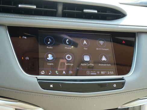 Certified 2024 Cadillac XT5 Premium Luxury w/ LPO, Floor Liner Package AWD/4WD image 20