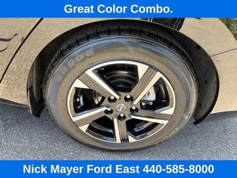 Used 2024 Nissan Sentra SV FWD image 26