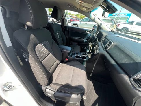 Used 2019 Kia Sportage LX w/ LX Popular Package AWD/4WD image 27