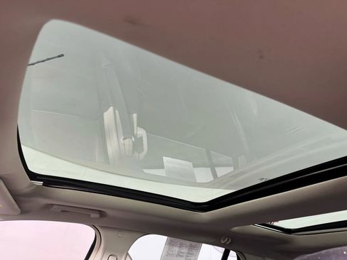 Used 2015 Lincoln MKX AWD w/ Equipment Group 102A image 24