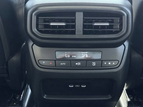 Used 2024 Honda Pilot EX-L image 28