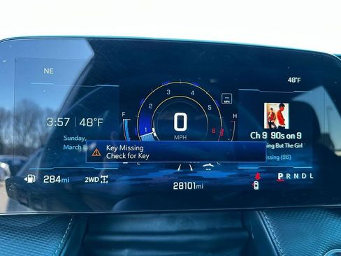 Used 2025 Chevrolet Equinox LT image 14