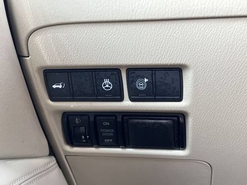 Used 2018 INFINITI QX80 4WD w/ Driver Assistance Package image 32