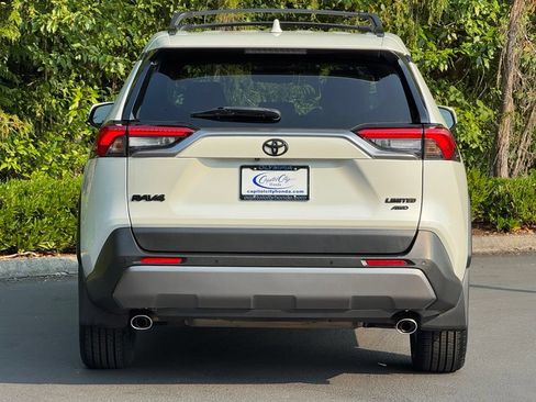 Used 2021 Toyota RAV4 Limited AWD/4WD image 34