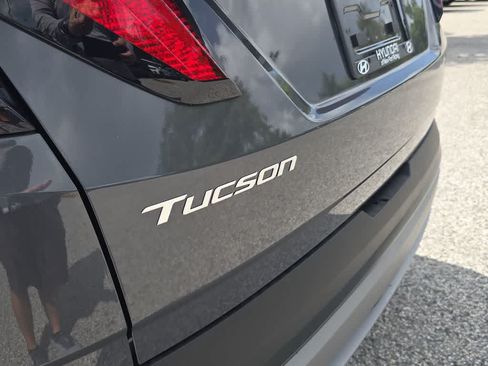 New 2026 Hyundai Tucson Blue SE FWD image 13