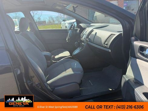 Used 2012 Nissan Sentra 2.0 SR w/ Special Edition Pkg FWD image 11