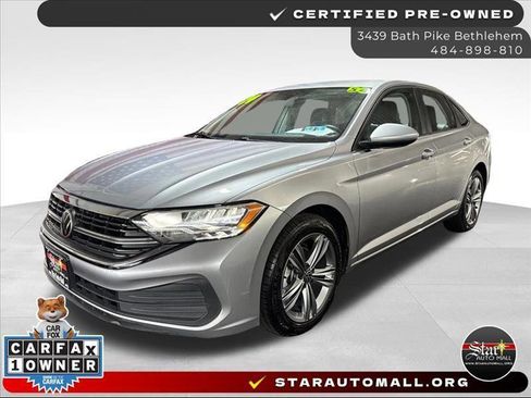 Used 2024 Volkswagen Jetta SE FWD image 1
