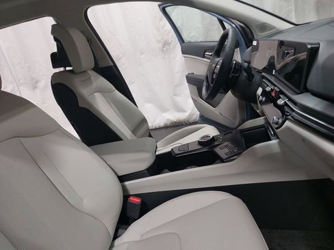 New 2026 Kia Sportage EX image 10