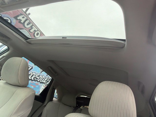 Used 2010 Toyota Venza AWD image 16