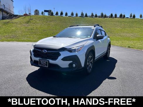 Used 2024 Subaru Crosstrek 2.0i Premium image 3