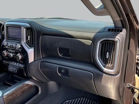 Used 2021 GMC Sierra 1500 Elevation RWD image 18