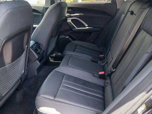 Certified 2025 Audi Q5 Premium Plus w/ Premium Plus AWD/4WD image 19