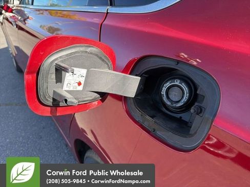 Used 2016 Ford Fusion Titanium FWD image 10