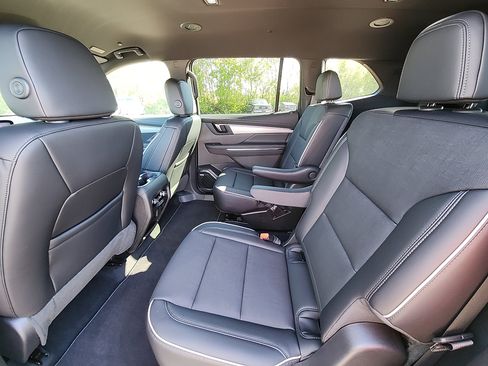 New 2026 Buick Enclave Preferred w/ Power Package image 29