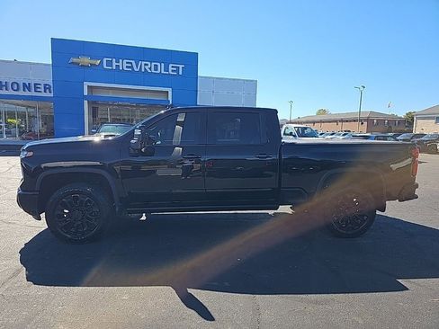 New 2025 Chevrolet Silverado 2500 High Country w/ Midnight Edition image 8
