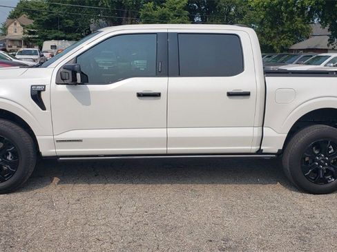 Used 2023 Ford F150 Platinum w/ Equipment Group 701A High image 6