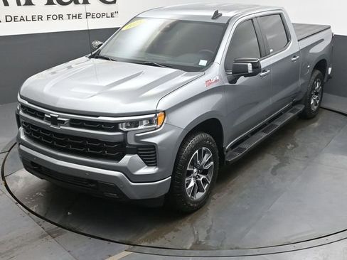 Used 2025 Chevrolet Silverado 1500 RST AWD/4WD image 43