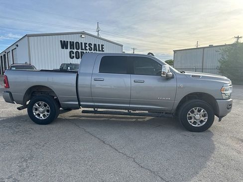 Used 2024 RAM 2500 Laramie w/ Towing Technology Group AWD/4WD image 4