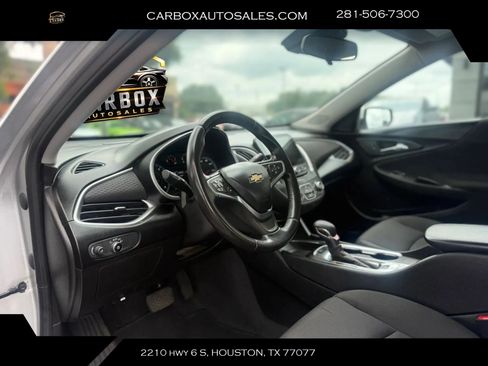 Used 2022 Chevrolet Malibu RS FWD image 14