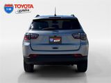 Used 2022 Jeep Compass Latitude image 4