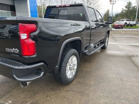 Used 2022 Chevrolet Silverado 3500 High Country image 9