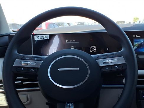 New 2026 Hyundai Tucson SE image 10