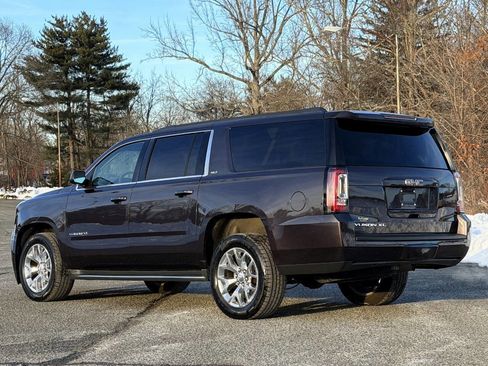 Used 2016 GMC Yukon XL SLT w/ Open Road Package image 3