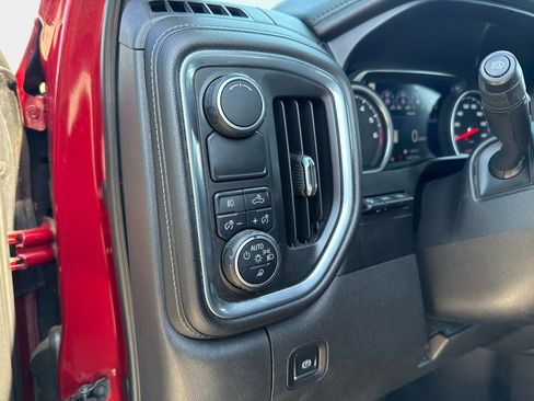 Used 2019 Chevrolet Silverado 1500 High Country w/ Technology Package image 23