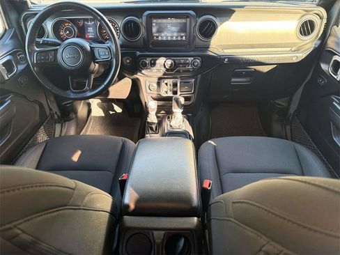 Used 2023 Jeep Wrangler Unlimited Sport image 11