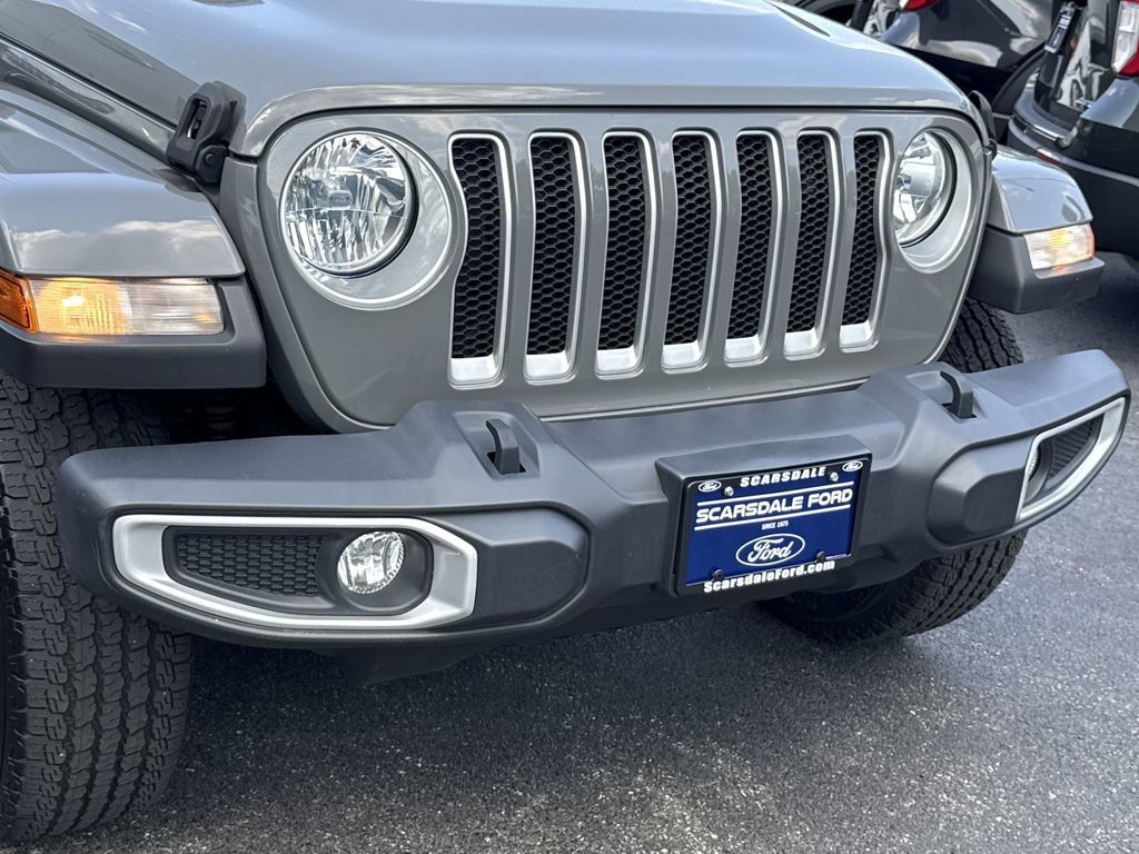 Used 2021 Jeep Wrangler Unlimited Sahara AWD/4WD image 8