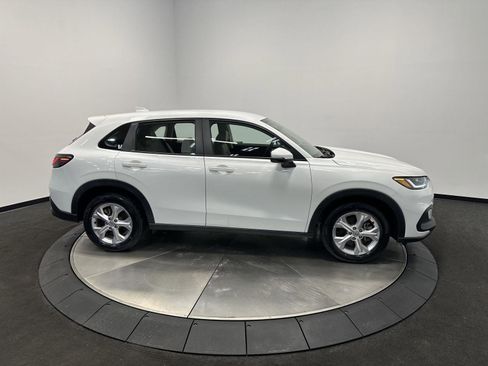 Certified 2023 Honda HR-V LX image 7