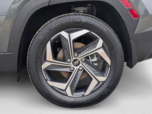 Used 2024 Hyundai Tucson Limited image 25