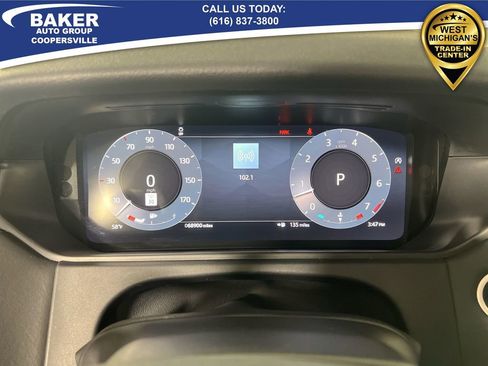 Used 2024 Land Rover Range Rover Velar Dynamic HSE image 12