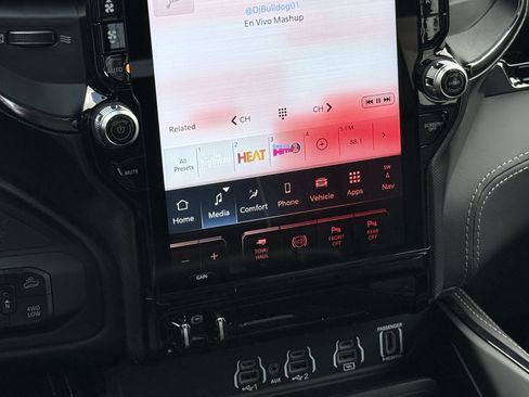 New 2026 RAM 2500 Limited AWD/4WD image 14