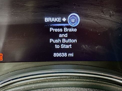 Certified 2021 Jeep Grand Cherokee Limited w/ Luxury Group II image 18