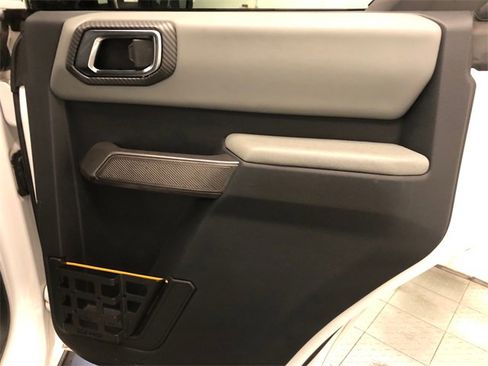 Used 2021 Ford Bronco Badlands image 32