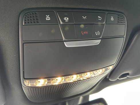 Certified 2022 Mercedes-Benz GLC 300 image 33