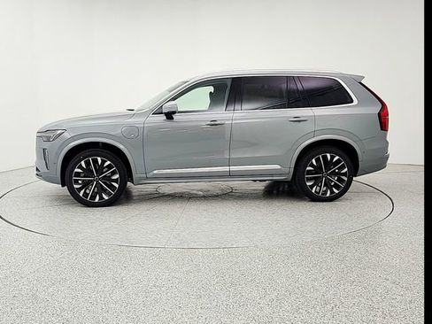New 2026 Volvo XC90 T8 Plus w/ Protection Package AWD/4WD image 8