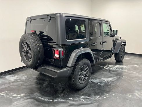 New 2026 Jeep Wrangler Unlimited Sport AWD/4WD image 19