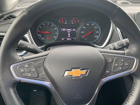 Used 2018 Chevrolet Equinox LT AWD/4WD image 9