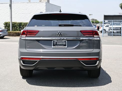 Used 2020 Volkswagen Atlas Cross Sport SE FWD image 5