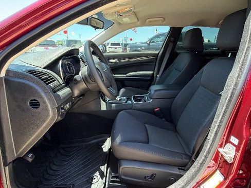 Used 2023 Chrysler 300 Touring w/ Sport Appearance Package RWD image 14