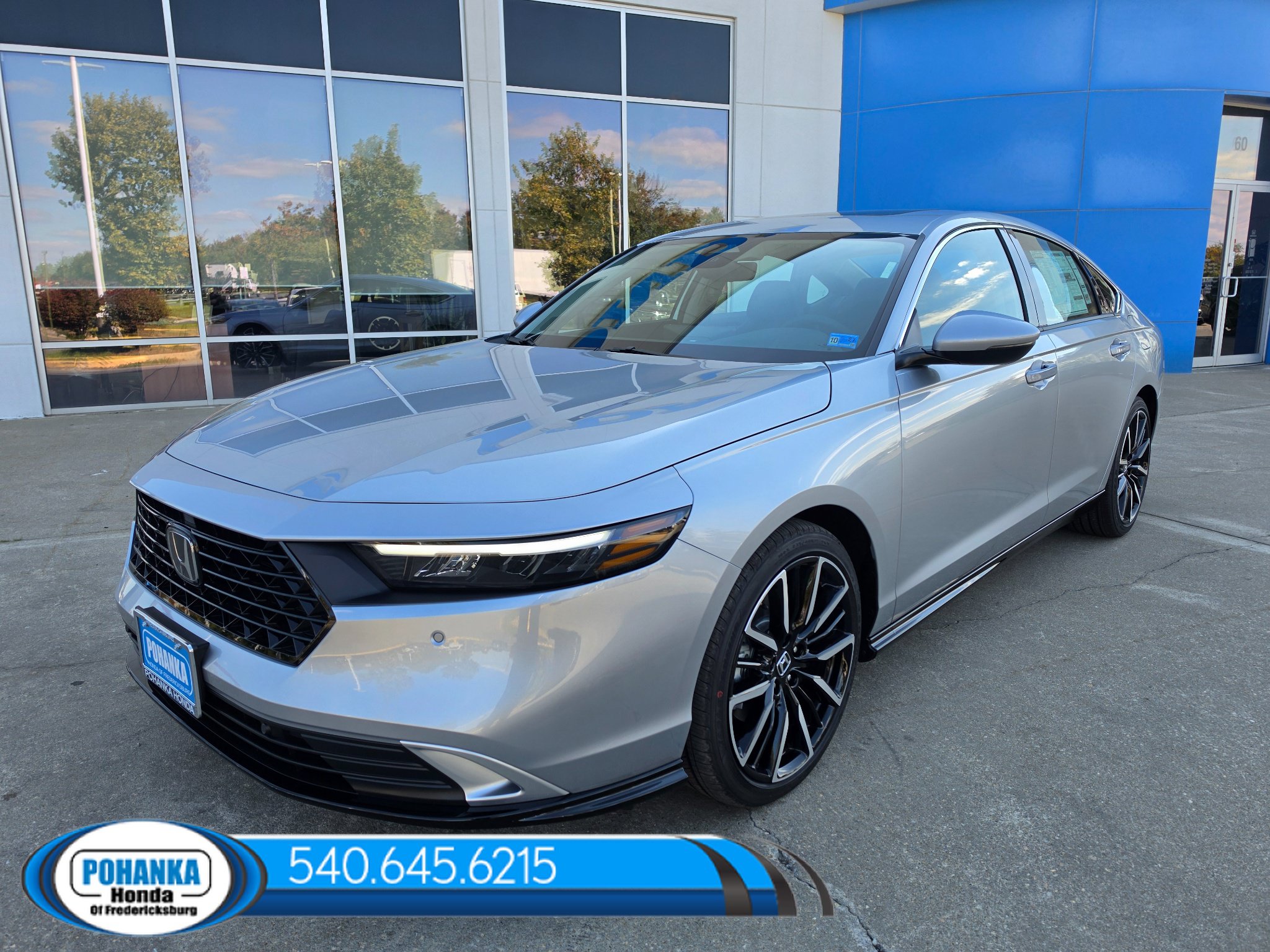 New 2026 Honda Accord Hybrid Touring image 2