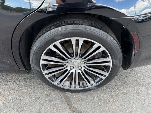 Used 2018 Chrysler 300 Touring L image 20