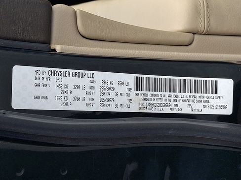 Used 2011 Jeep Grand Cherokee Overland AWD/4WD image 29