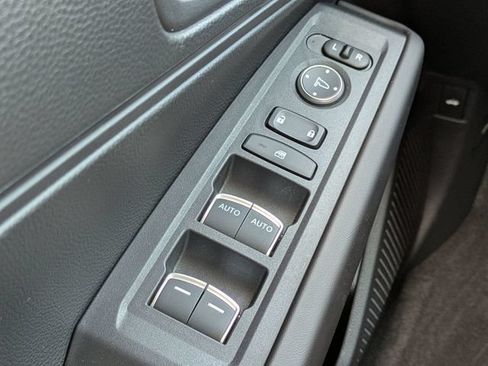 Certified 2025 Honda Accord LX image 25