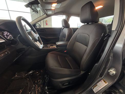 Used 2026 Nissan Altima 2.5 SV FWD image 26